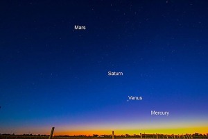 Planets align in the morning sky
